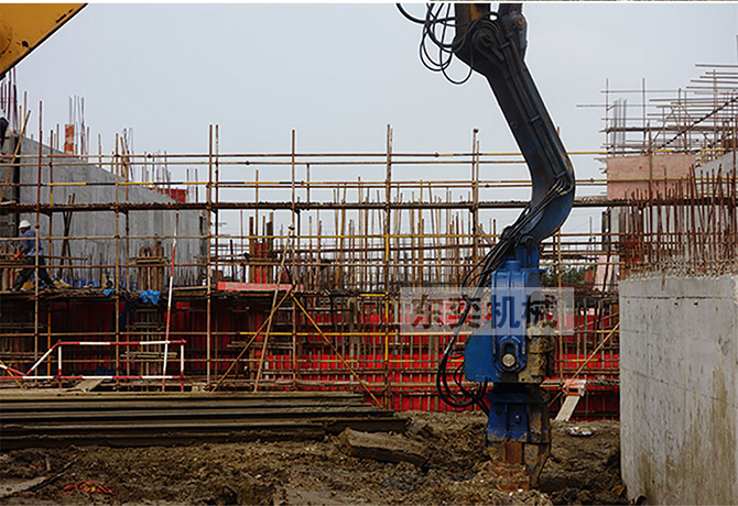 最新打樁工人招聘，行業(yè)現(xiàn)狀透視與各方觀點(diǎn)探討，個(gè)人立場(chǎng)表達(dá)