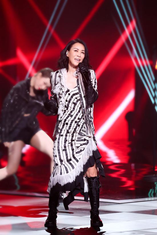 那英新歌，學習之旅的自信旋律，變化中的成就與旋律