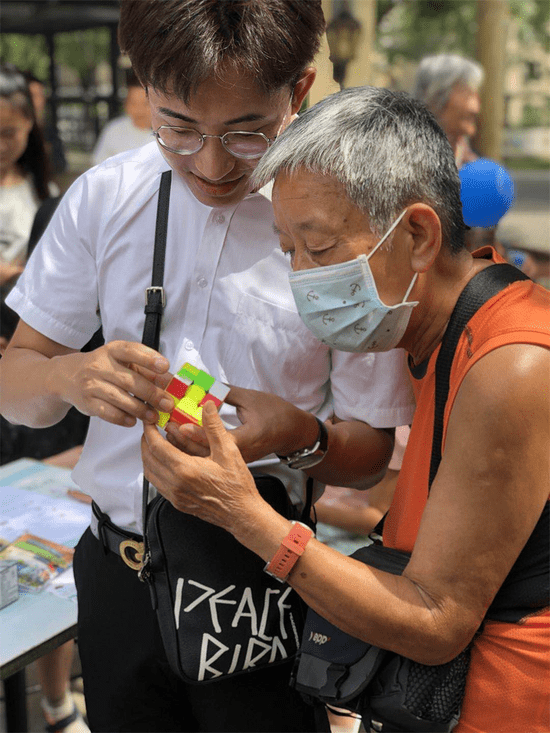 魔方社區(qū)最新動態(tài)與全方位指南，玩轉(zhuǎn)魔方，技能提升——針對初學(xué)者與進階用戶的建議