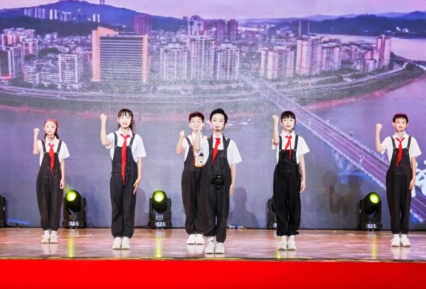 文化與時尚交融，最新廣場舞曲引領(lǐng)2024風尚