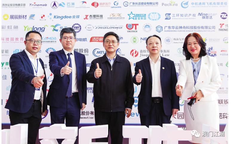 新澳門精準(zhǔn)十二碼,專業(yè)解讀方案實施_JTG85.538抗菌版