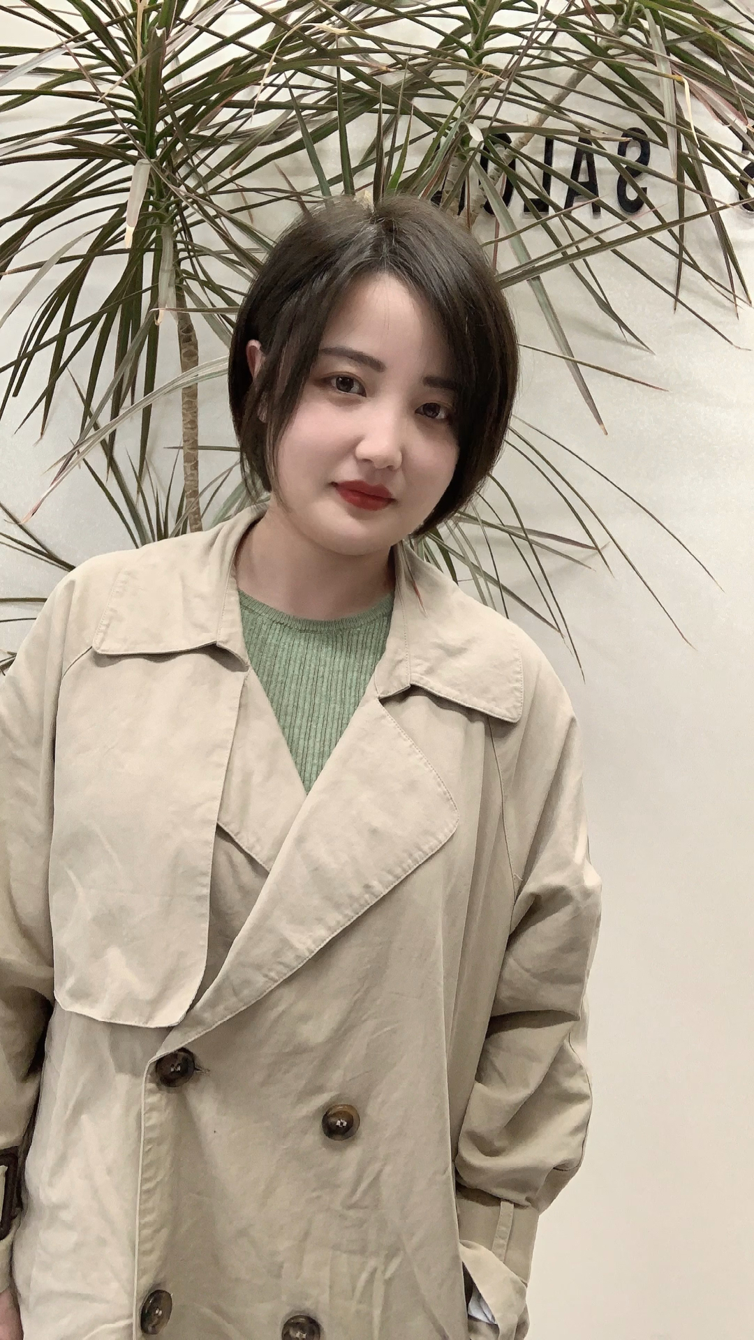 圓臉女生必備最新短發(fā)造型，小紅書上的流行趨勢(shì)一網(wǎng)打盡???♀?