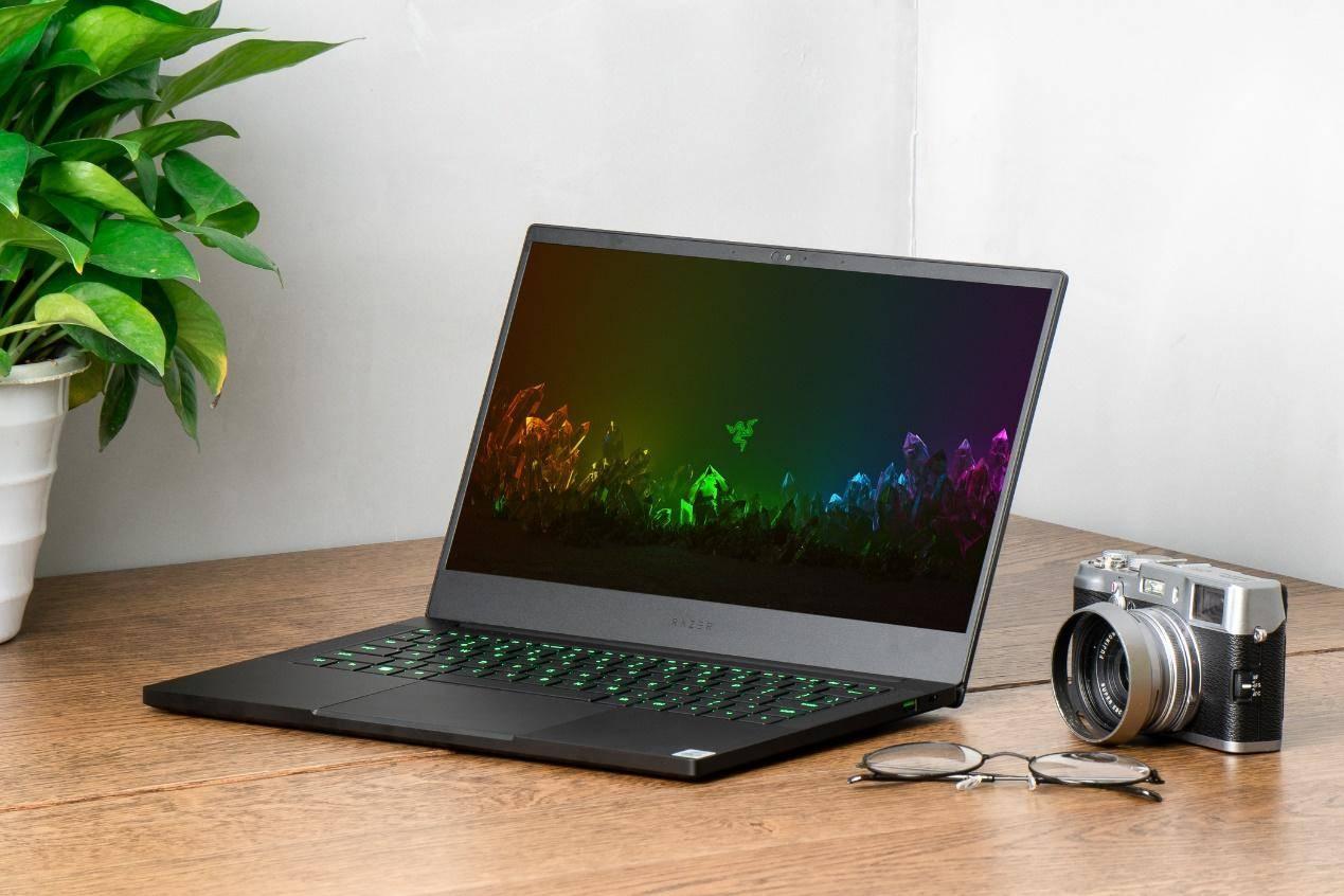 虛擬世界最新版，小巷中的神秘樂(lè)園探索