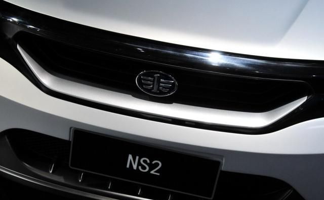 夏利NS2最新動態(tài)揭秘，小巷中的隱藏瑰寶