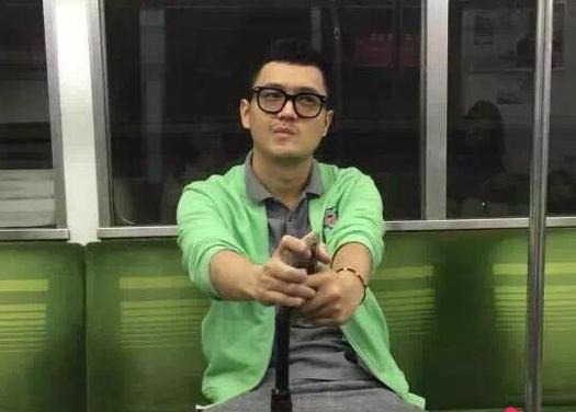 宋喆車(chē)禍意外曝光，日常與友情紐帶牽動(dòng)人心