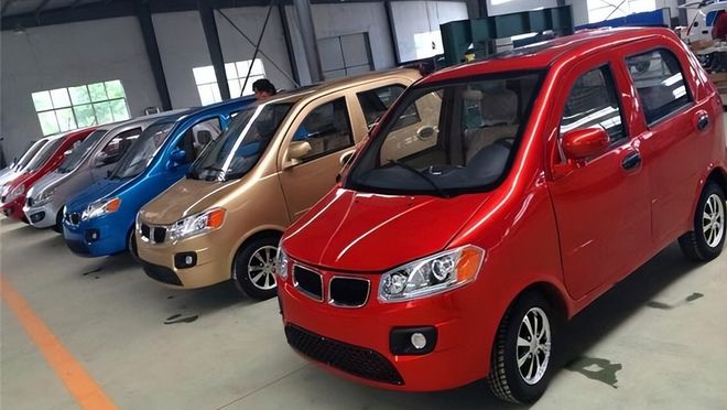 最新款老年代步車圖片，交通工具的革新與爭(zhēng)議熱議焦點(diǎn)