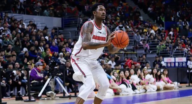 廣東籃球強(qiáng)隊(duì)注入全新力量，揭曉最新外援加盟消息