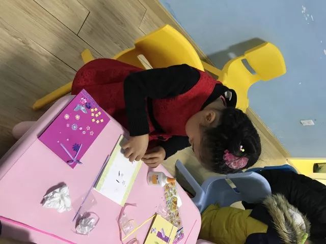 小手最新作品，科技之光引領生活新紀元