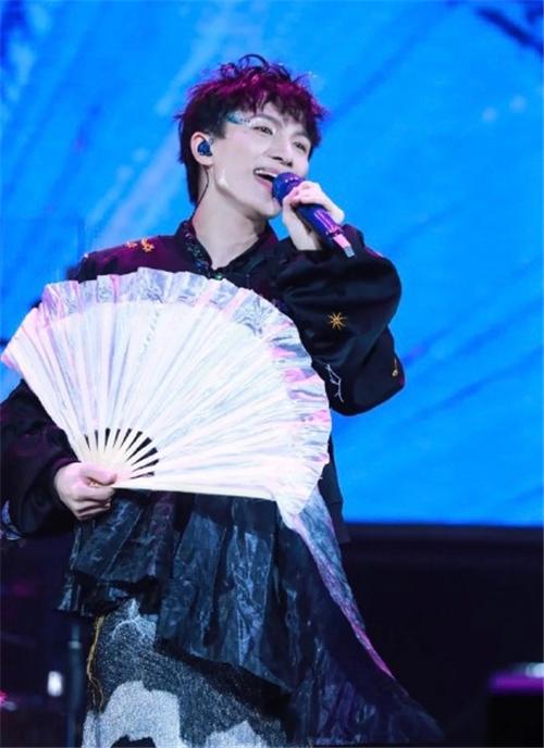 火花最新歌曲，自然美景之旅，探尋內(nèi)心的平和寧?kù)o