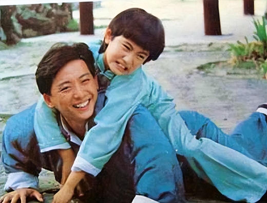 草婚社區(qū)最新,草婚社區(qū)最新，溫馨日常的趣事與情感紐帶