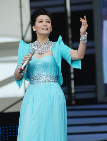 譚晶的最新,譚晶的最新動態(tài)，音樂旅程的新篇章