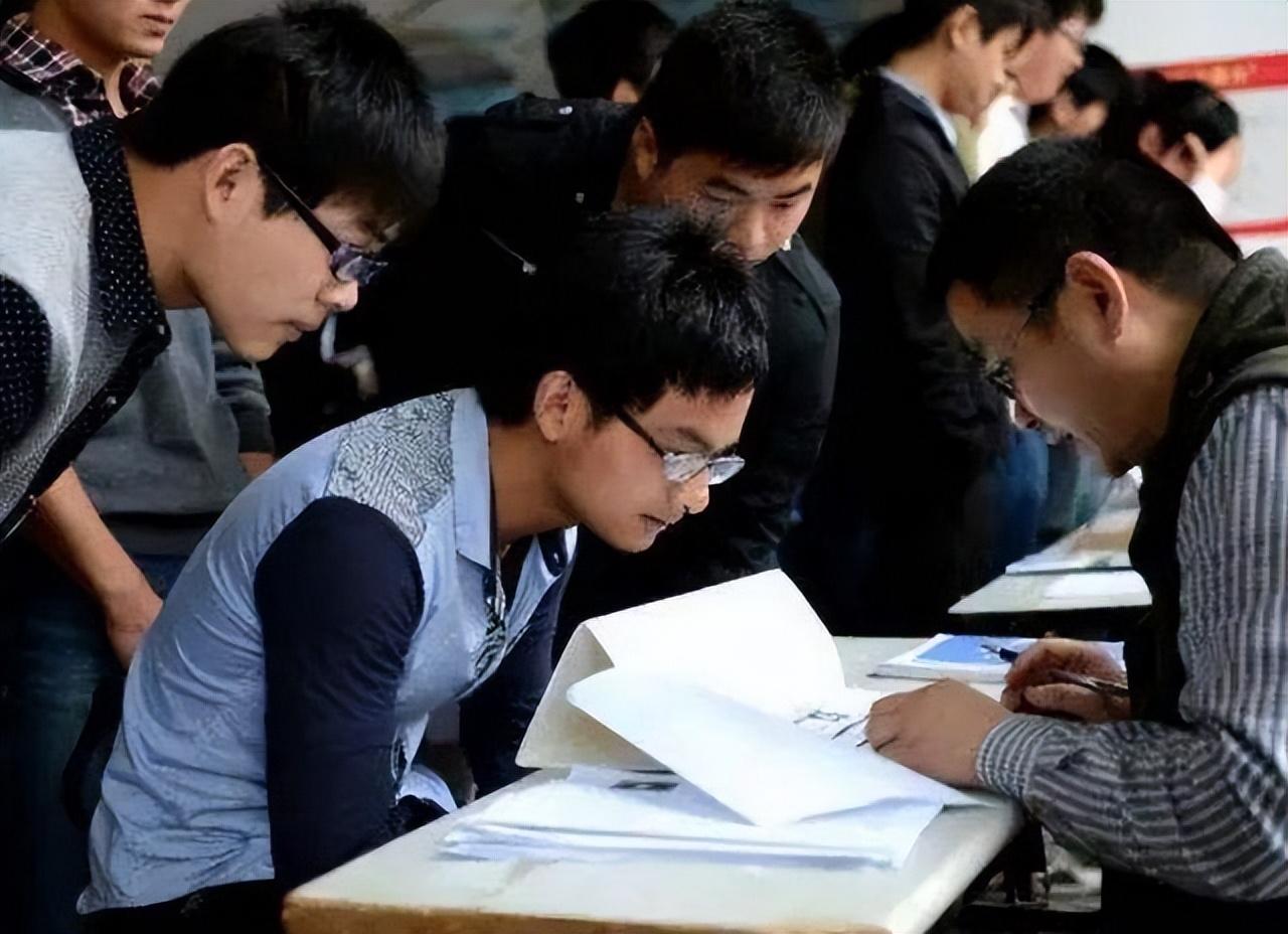 鐵路薪資改革邁入新時代，科技重塑未來，最新動態(tài)揭示變革趨勢