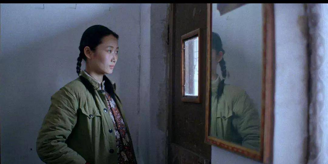 演員任逍遙，舞臺(tái)與銀幕的魅力人生探索