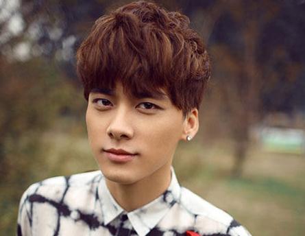 李易峰，熒屏風(fēng)云人生與溫暖友情的電視劇全紀(jì)錄