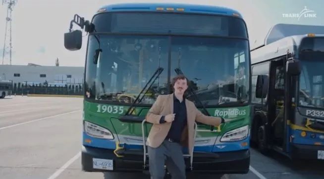 探索隱藏小店，最新快車帶你領(lǐng)略小巷深處的獨特風味