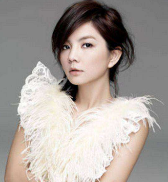 星光下的秘密，明星狐臭揭秘與香氛奇遇探秘