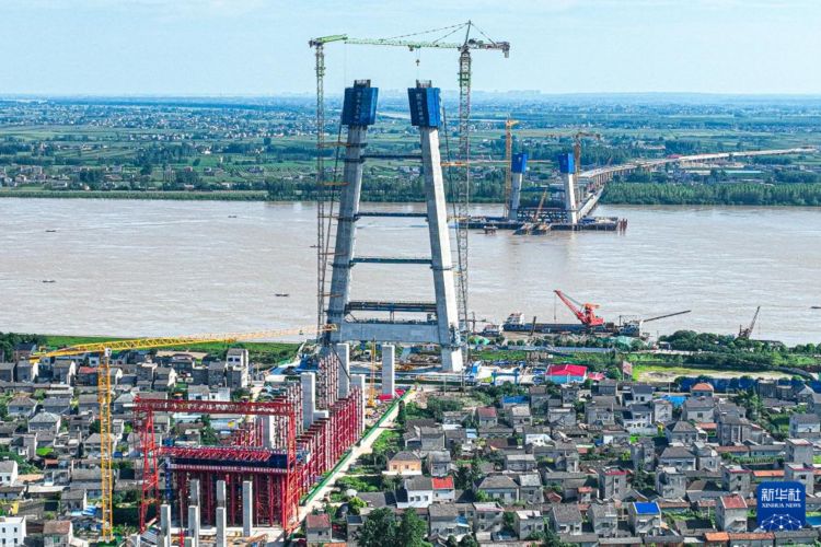 長江百里洲大橋最新進(jìn)展，連接未來的橋梁，成就夢想的翅膀