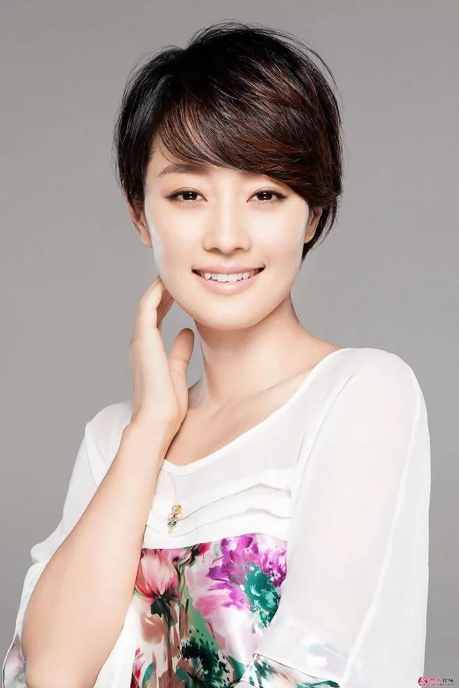 十大女明星傳奇星途，閃耀人生的傳奇故事