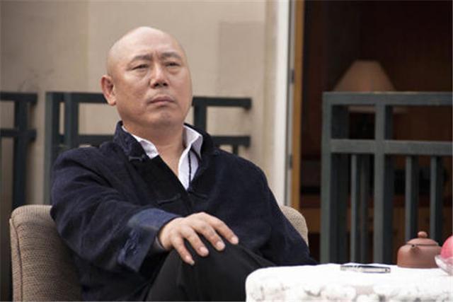 李成儒，從舞臺到熒屏的自信蛻變與成就感滿滿之路