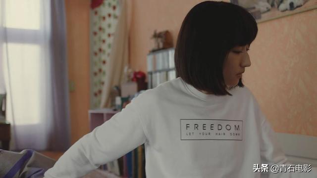 演員何佳，炸裂演技，魅力四射??