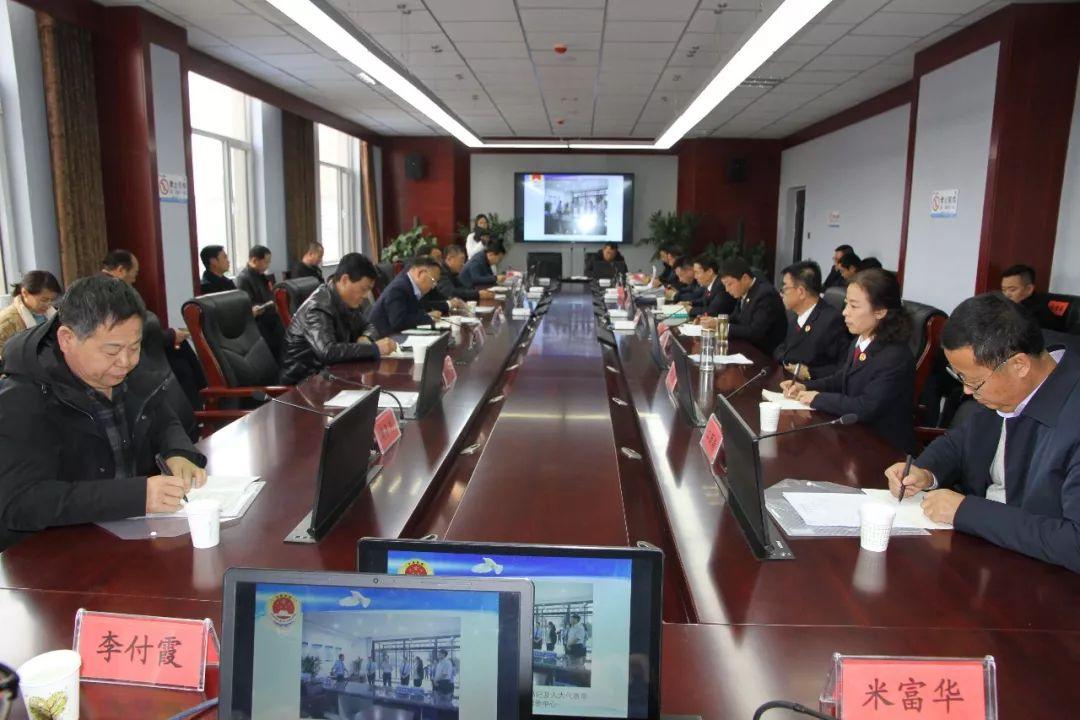 廢品回收新趨勢(shì)，小巷中的綠色奇遇之旅