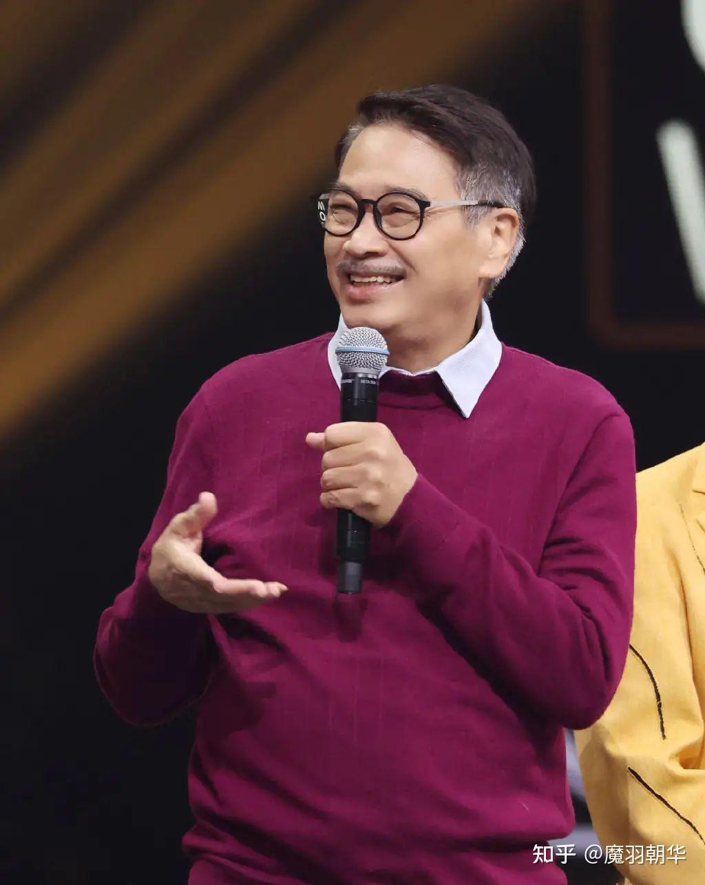 笑星男演員，從舞臺(tái)到心靈的自信閃耀之旅，成就感的追求之路