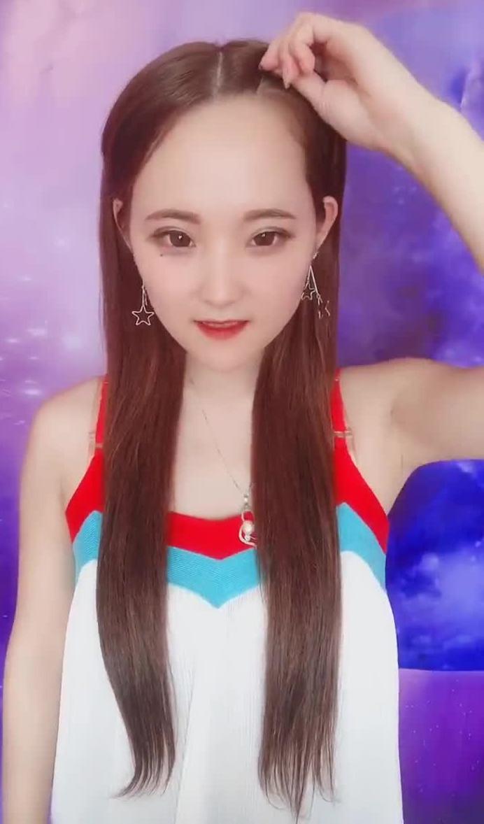 最新美拍編發(fā)教程，輕松打造時尚發(fā)型，瞬間提升你的魅力值！