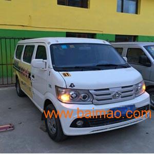 西寧包車價格行情探秘，小巷獨特之旅的包車費用解析