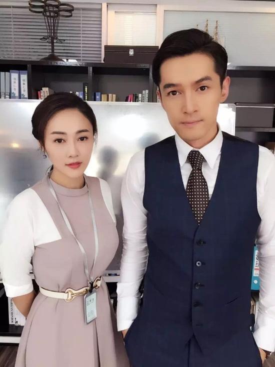 美國電影明星男演員力薦的高科技產(chǎn)品，科技之光引領(lǐng)生活變革