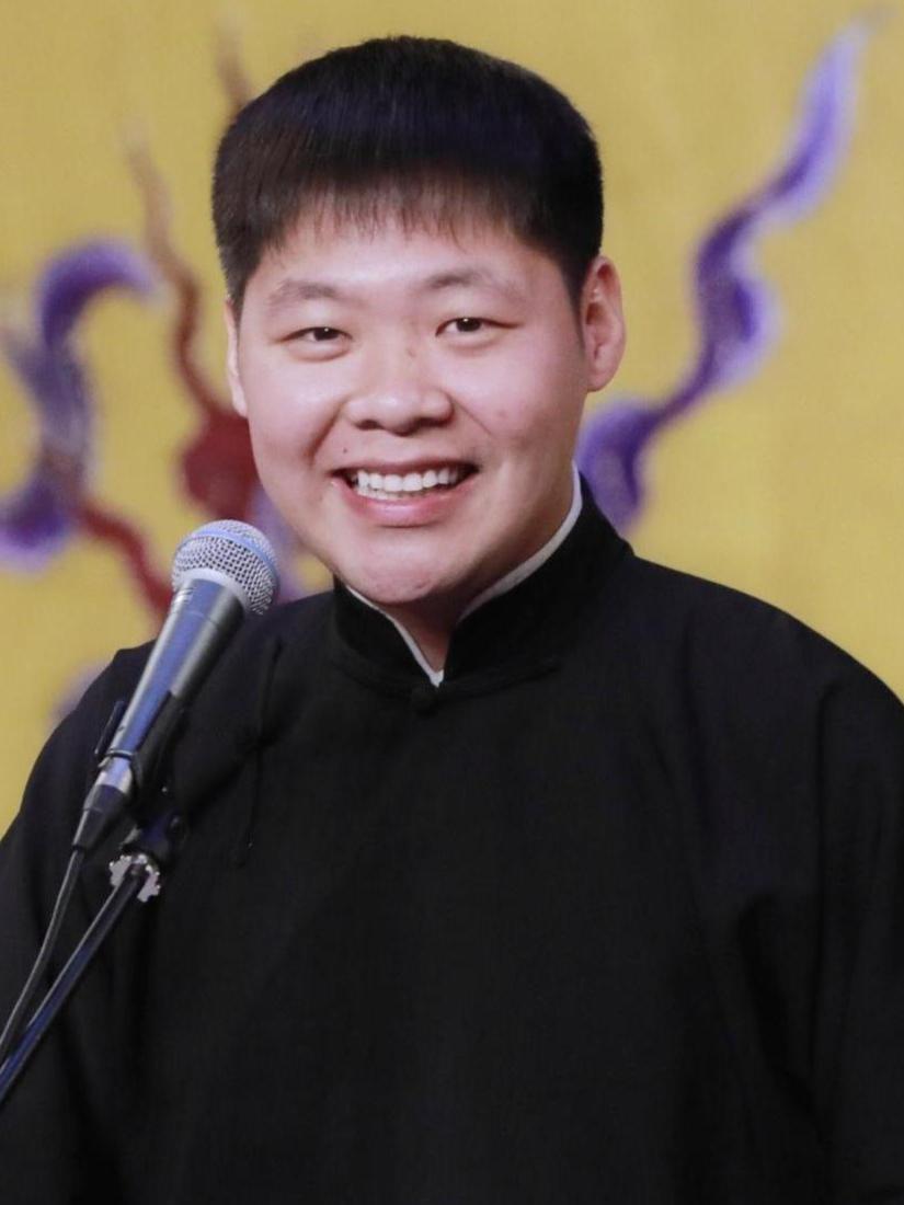 相聲演員鶴，傳承與創(chuàng)新的藝術人生之旅