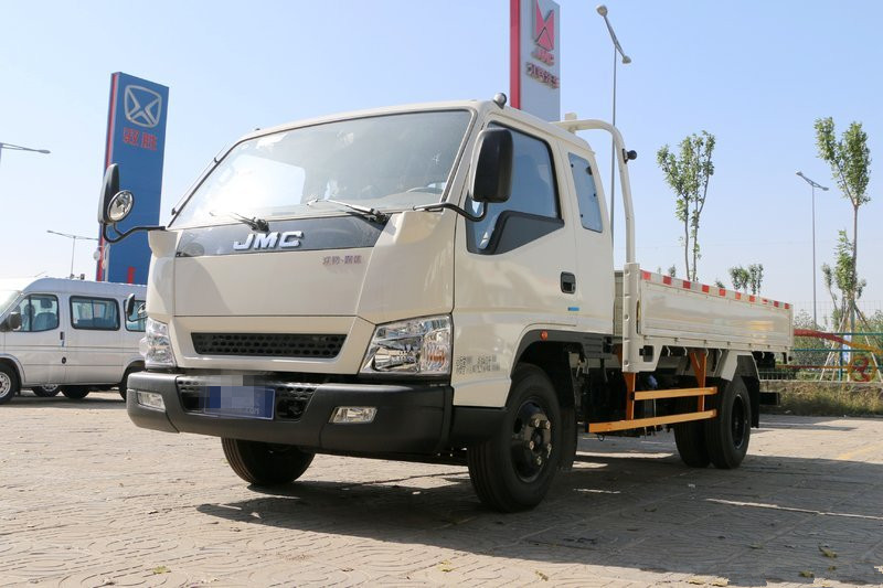 江鈴輕卡一排半最新款，友情滿載的溫馨日常之旅