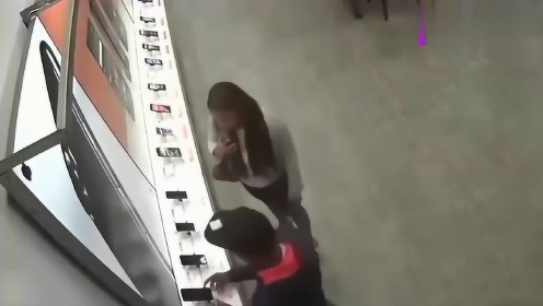 高科技產(chǎn)品的革新之旅，體驗(yàn)未來科技生活的狠偷偷最新之旅