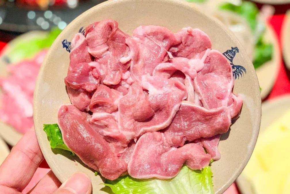 小巷深處的最新火鍋菜品，味覺盛宴的驚喜探索