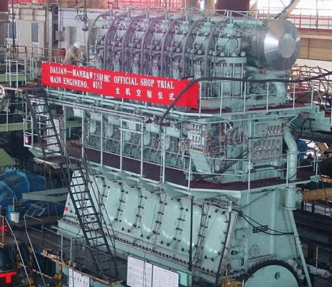 國產(chǎn)航母最新圖片，科技巨擘重塑未來視界，海洋守護者展現(xiàn)大國力量