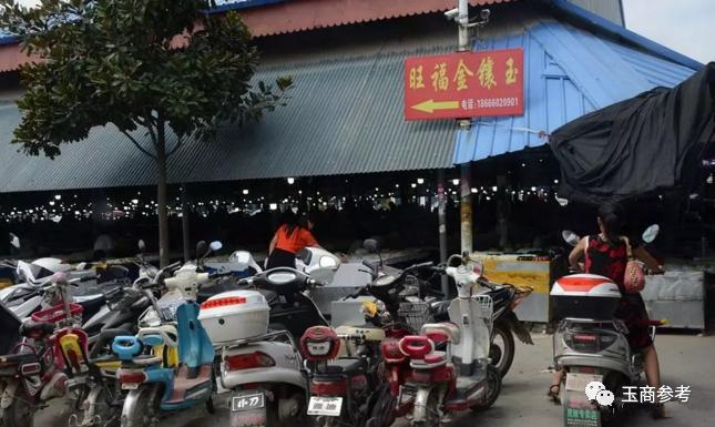 鎮(zhèn)平貼吧科技新品亮相，體驗(yàn)未來生活新紀(jì)元最新動(dòng)態(tài)