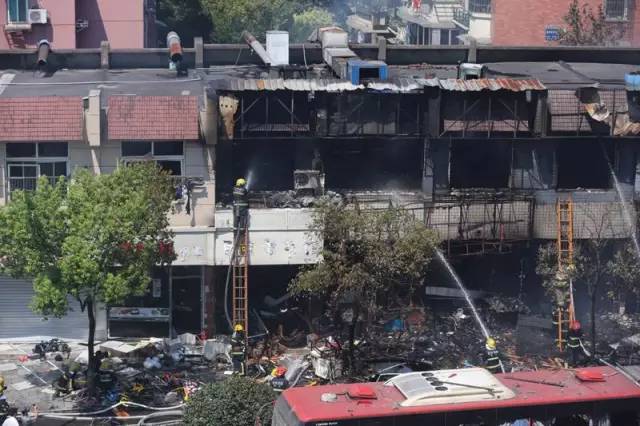 杭州爆炸事件最新圖片，溫馨日常小故事回顧