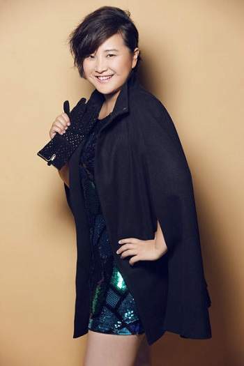 賈玲小品最新，喜劇界的璀璨明珠，引人捧腹爆笑！