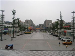 彭山貼吧最新動(dòng)態(tài)，科技新浪潮引領(lǐng)智能產(chǎn)品重磅登場(chǎng)！
