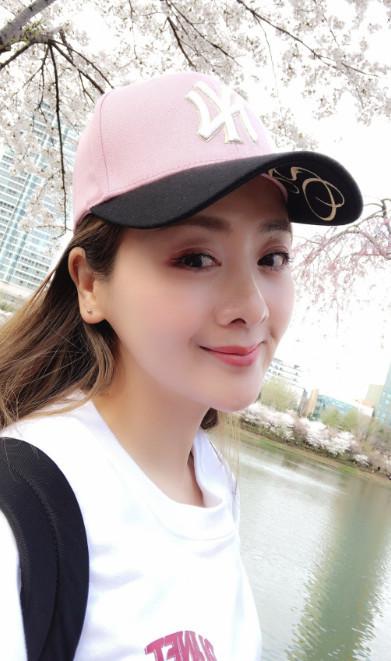 臀部打針視頻，文化現(xiàn)象的深度解讀與探討