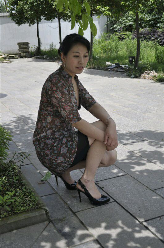 最新熟女論壇免費(fèi)，自信與成就感的蛻變，熟女們的勵志前行之路！