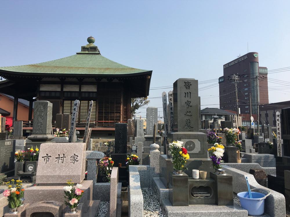 最新墓地圖片與小徑特色小店，探尋安寧之地的獨(dú)特韻味