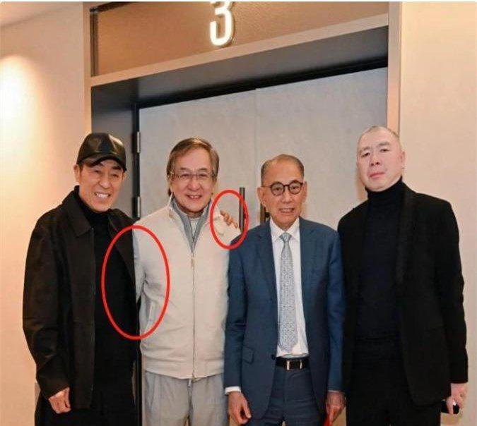成龍最新動(dòng)態(tài)揭秘，小巷深處的驚喜探索之旅（2025年）