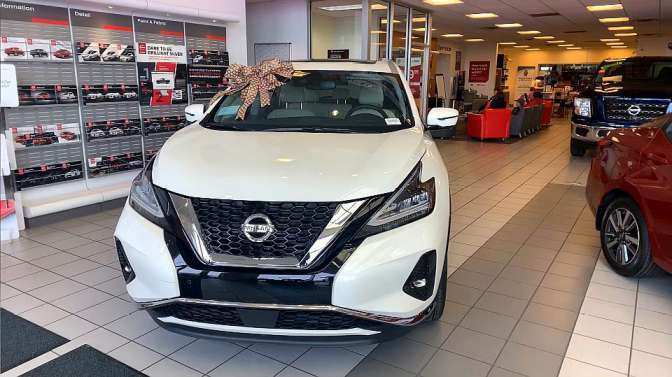 最新款日產(chǎn)，科技與舒適的完美融合