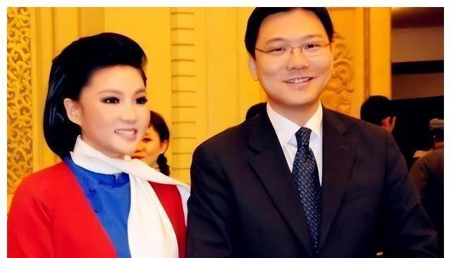 美國(guó)回國(guó)之旅，家的溫馨與友情奇遇的交織