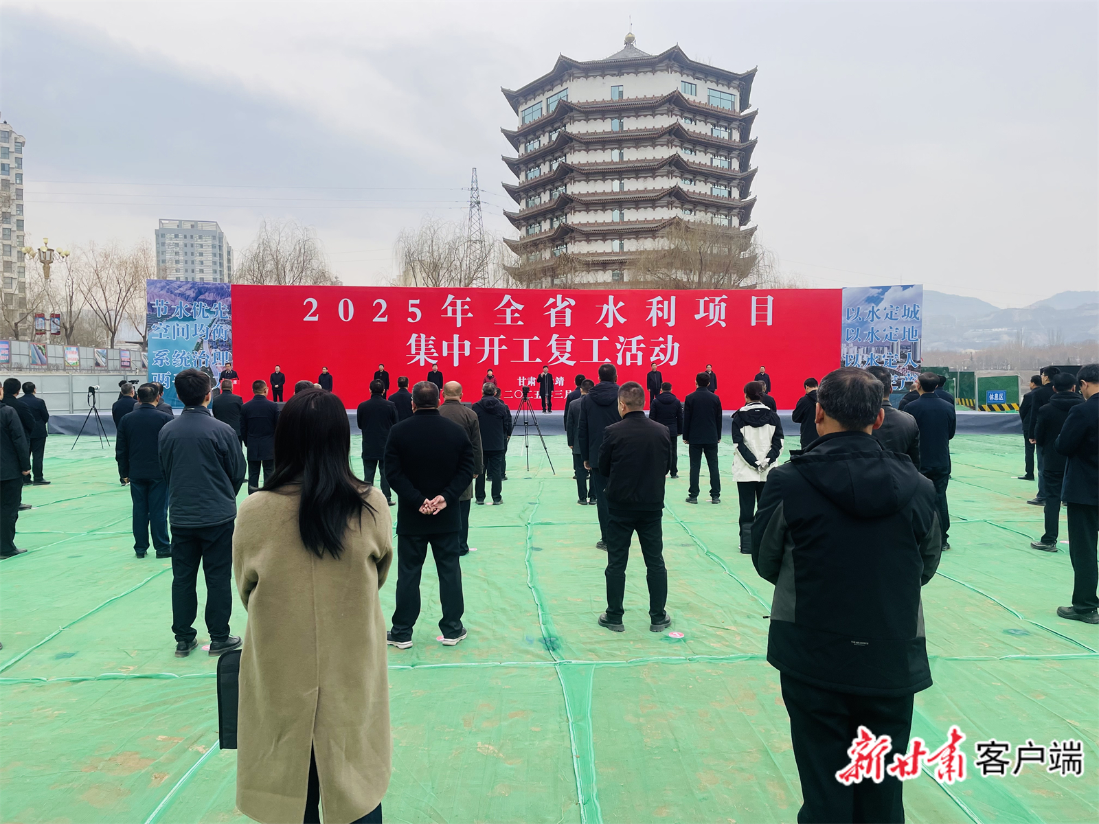 甘肅復(fù)工最新動(dòng)態(tài)，自然美景探索之旅，重拾內(nèi)心平靜
